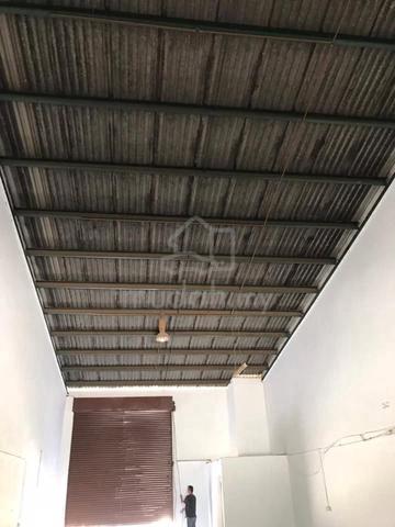 Bukit Kemuning 1.5 Storey Light Factory 25x80 Freehold Below Value 1