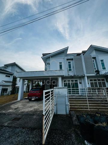 Semi d corner lot untuk di jual taman sarina jitra 1