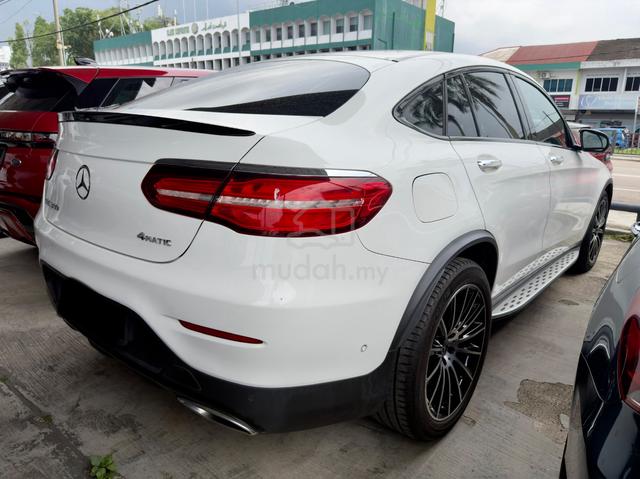 2019 Mercedes Benz GLC300 COUPE AMG 4MATIC COUPE - 3