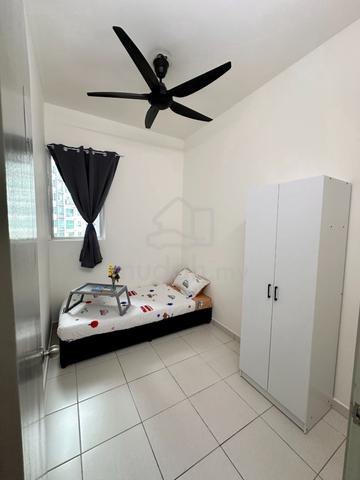 [300m to MRT] Non Sharing Female Small room for rent at The Zizz 1