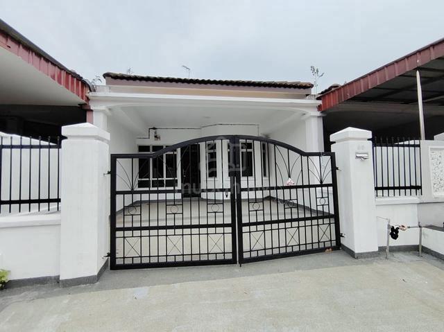 Freehold Single Storey Terrace Jalan Pi Taman Pulai Indah Johor Bahru 1