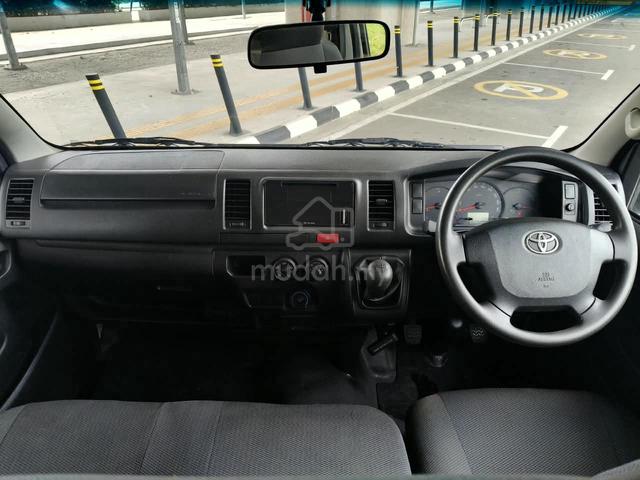 2023 Toyota Hiace 2.5 (M) Semi Panel Van - 5