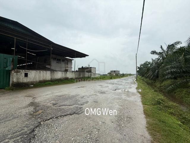 Telok Panglima Garang Single Storey Factory with Power 300amp 1