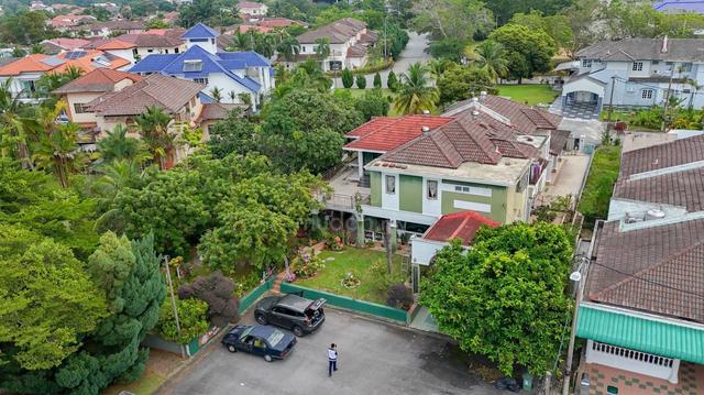 CORNER LOT Double Storey Semi D Green Street Homes, Seremban 2 1
