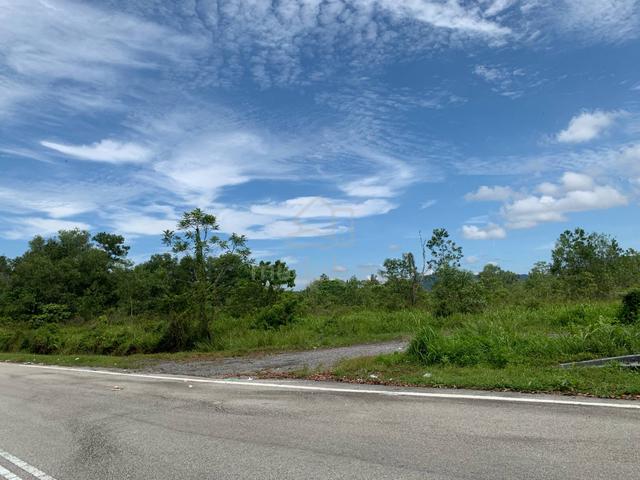INDUSTRIAL LAND FOR SALE AT BATANG KALI - Hulu Selangor. 1