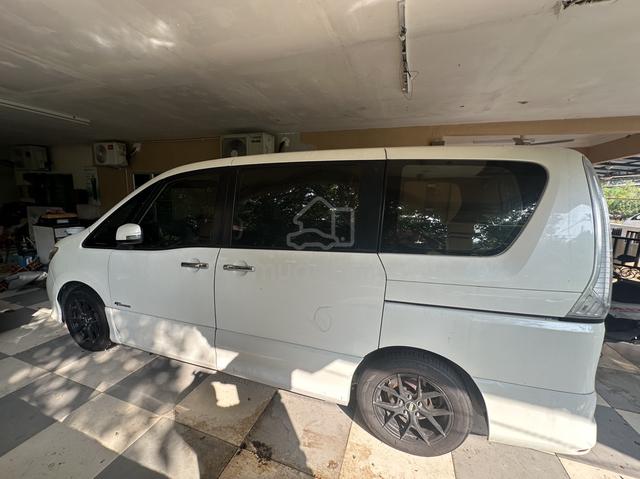 2013 Nissan SERENA 2.0 S-HYBRID HIGHWAY STAR - 3