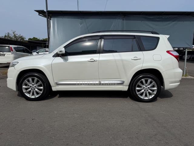 2008/2013 Toyota Vanguard 3.5 AT - 4