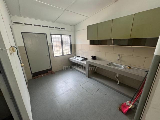 2 storey landed house (REATAL YIELD AROUND 5.1% p.a.), Sri Petaling 1