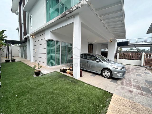 Beautiful Furnished 3Storey Semi D @ 1080 Residence, Puncak Saujana 1