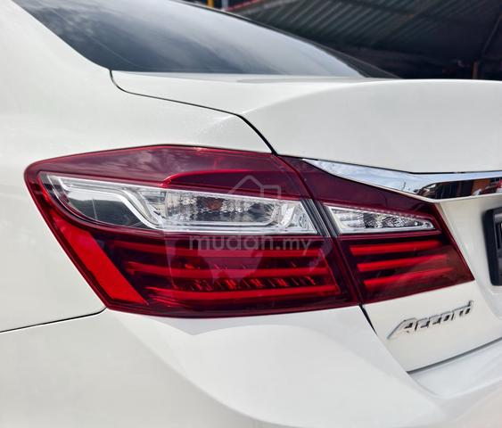 2017 Honda ACCORD 2.0 FACELIFT boleh loan kedai - 4