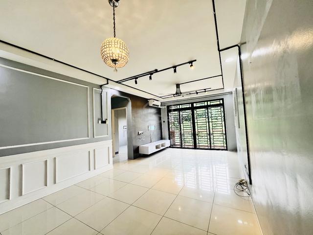Larkin Residence (Phase One) 1