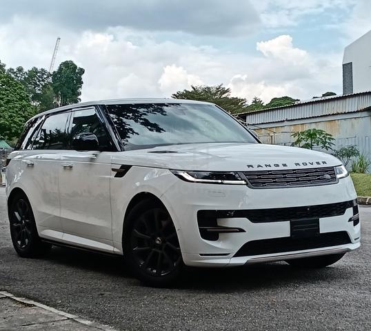2023 Land Rover RANGE ROVER 3.0 SPORT S D300 (A) - 4