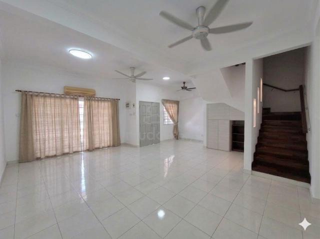 Bandar Puteri Puchong Jaya 2sty Ground&1st floor fully extended Sale 1