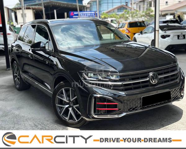 2024 Volkswagen TOUAREG 3.0 R-LINE - LOW MILEAGE - 1