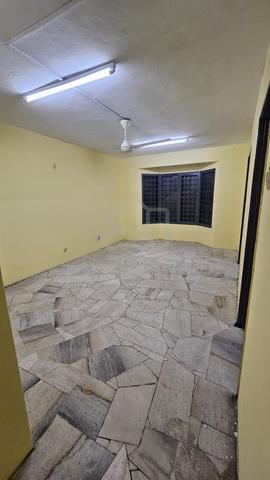 Kampung Tasik Tambahan 1