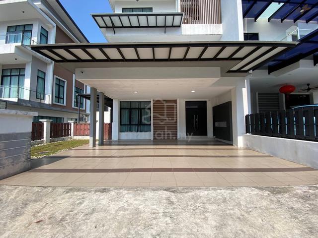 Semi d 3 tingkat puncak Melawati 1