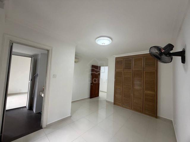 Straits View Condominium 1