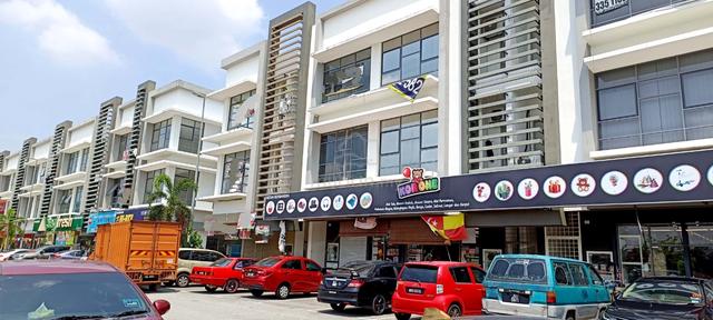 3sty Shoplot Abadi Height Jalan Meranti Puchong for rent 1
