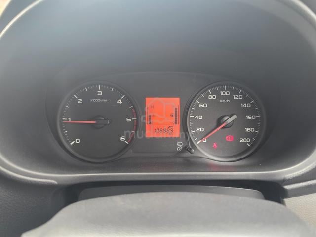 Mitsubishi triton 2.5 MT 4x2 2015/2016 - 5