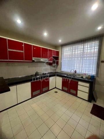 Double Storey freehold dekat stesen komuter ukm bangi 1