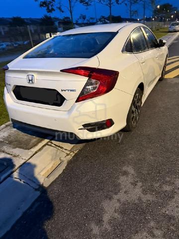 2017 Honda CIVIC 1.8 I-VTEC (A) - 2