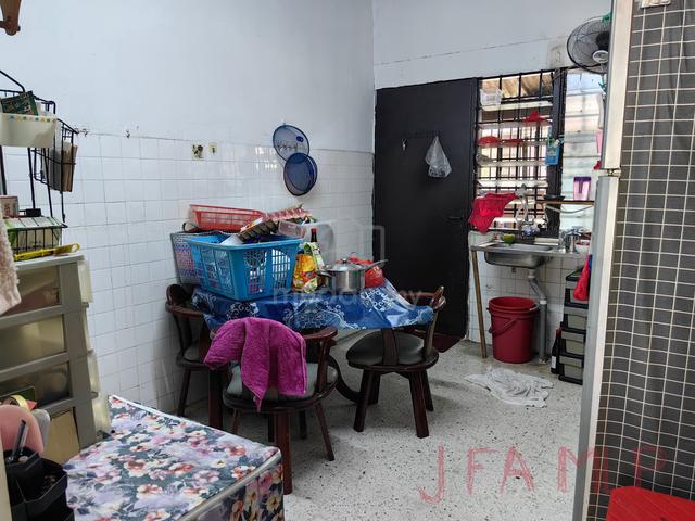 Taman Sentosa Klang Jalan Dato Abdul Hamid 21 For Sale Corner Unit 1
