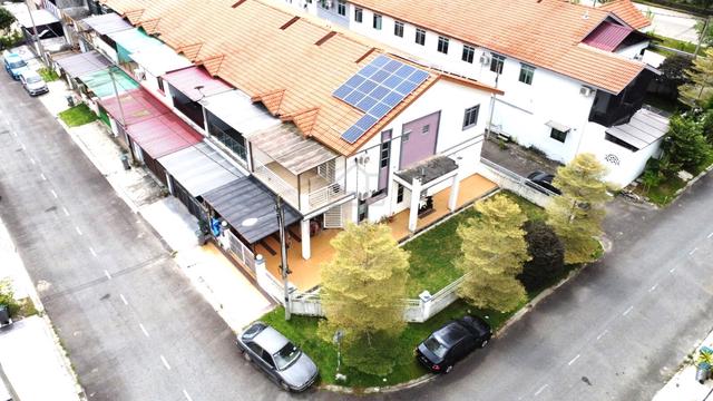 CORNER LOT & RENOVATED UNIT, Jalan Scientex Jaya, Taman Scientex Senai 1