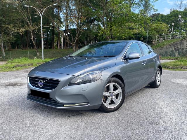2015 Volvo V40 1.6 T4 (A) FREE WARRANTY / SERVICE - 1