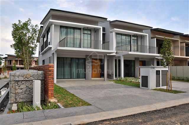 Affordable & Biggest | 24x75 4R4B | 2 Storey House Nilai Impian 1