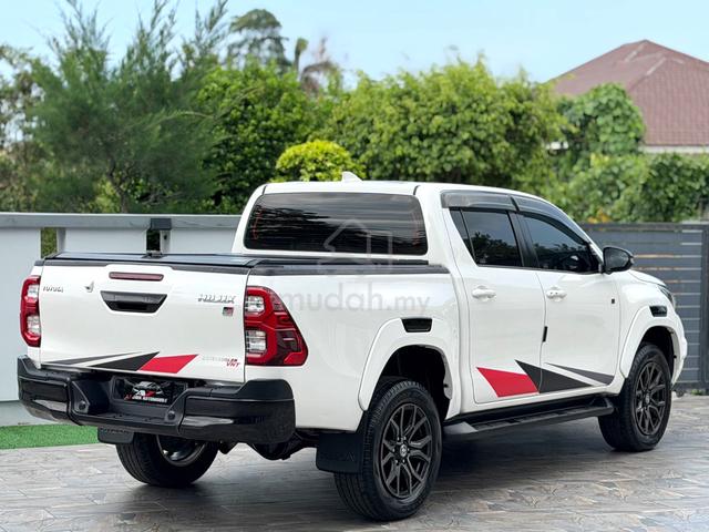 2023 Toyota HILUX 2.8 GRS (A) CASH/LOAN/FULL LOAN - 4