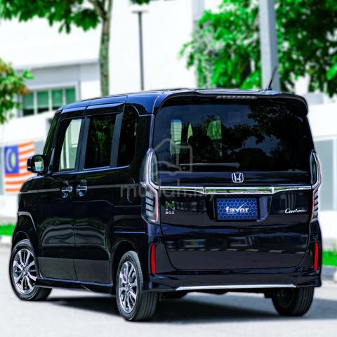 2022 Honda N BOX 0.7 CUSTOM L TURBO (A) - 2