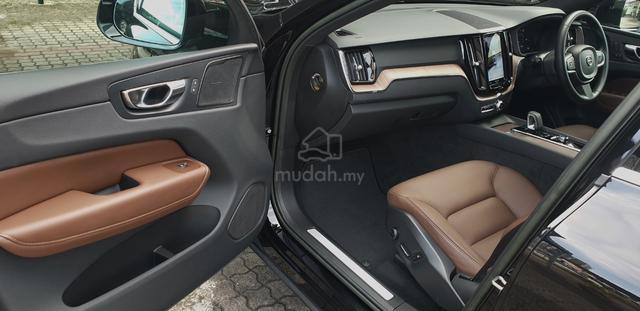 Volvo XC60 B5 T5 under Volvo WARRANTY till YR 2027 - 5