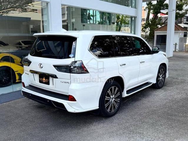 2020 Lexus LX570 5.7L (A) - 4