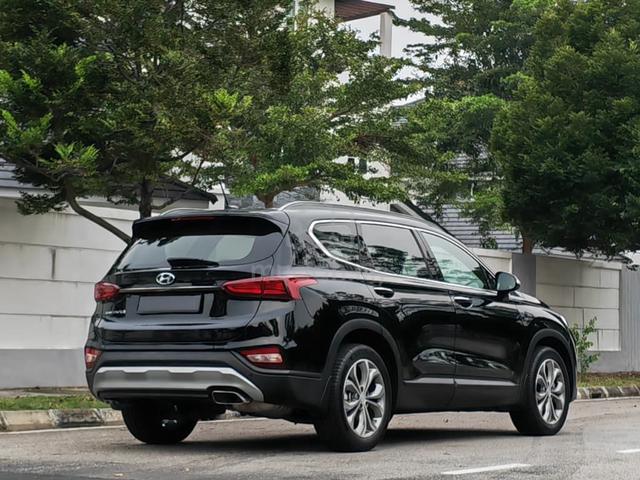 DEC 2020 HYUNDAI SANTA FE 2.4 Petrol (A) 7 Seater - 4
