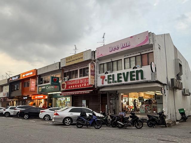 Taman Johor Jaya @ JB Double Storey (Renovated) First Floor Shoplot FO 1