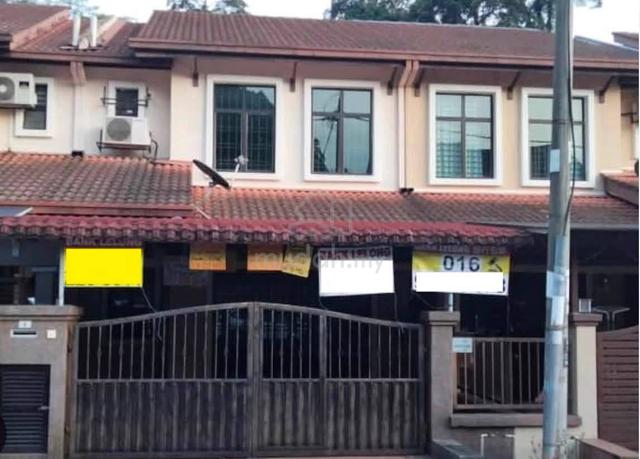 cheap 2 storey terrace Ampang saujana Ampang 1