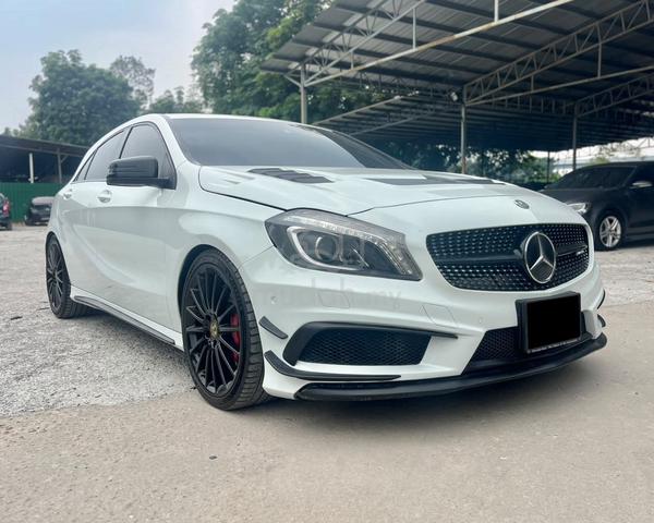 L/KD 2014/2019 Mercedes Benz A45 2.0 AMG EDITION 1 - 5