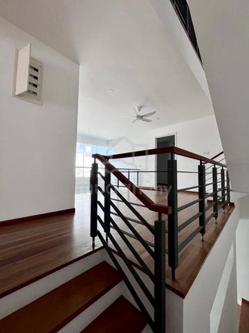 Senibong Cove Isola Villas  3 Storey Semi D Hous 5 Bed Gated & Guarded 1