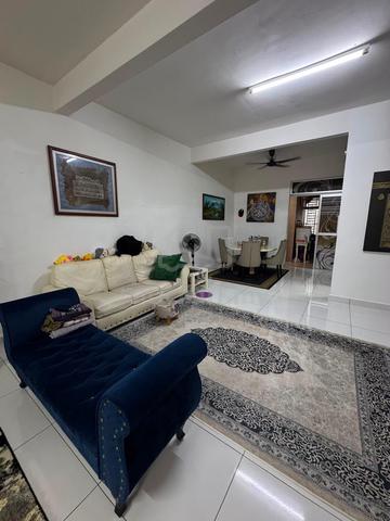 Bestari Indah Double Storey Terrace House 5bed Ulu Tiram Johor 1