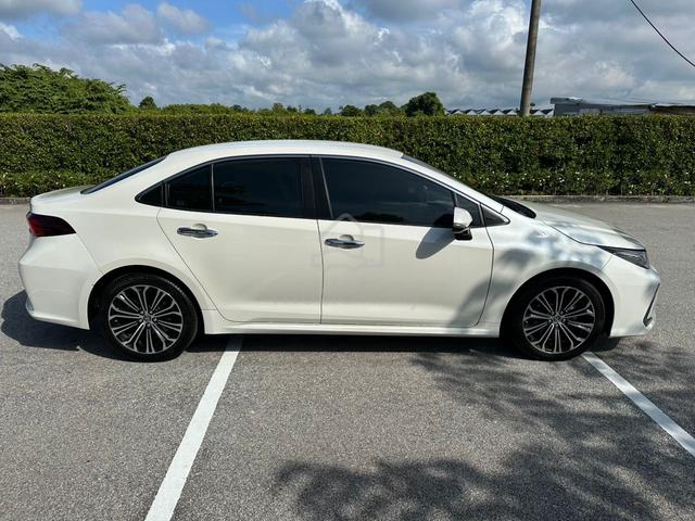 2019 Toyota ALTIS 1.8 G FACELIFT (A) - 3