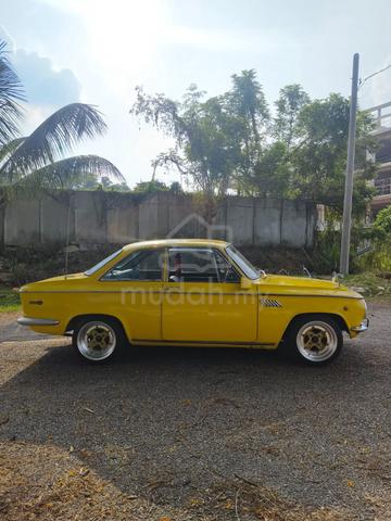 Mazda 1000 Coupe 1966 - 5