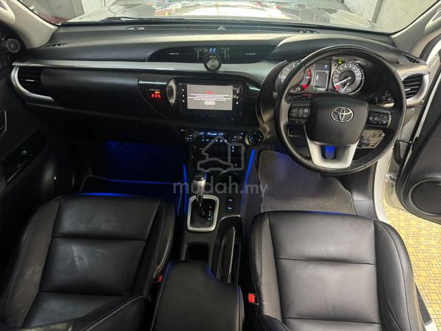 2022 Toyota HILUX 2.4 V(A)SERVICE TOYOTA 2027 - 5
