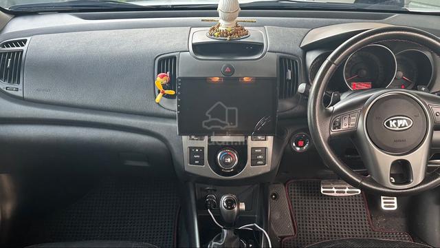 2011 Kia FORTE 2.0 KOUP SX (A) - 5