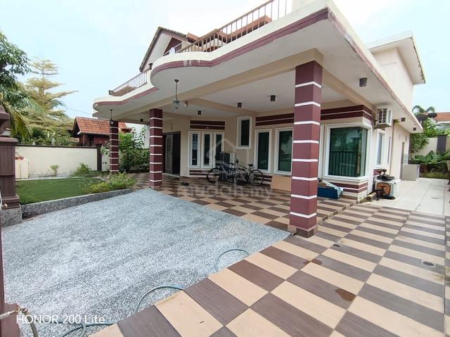 [FREEHOLD, Open Lot] 2-Storey Bungalow House in Kasturi Heights, Nilai 1
