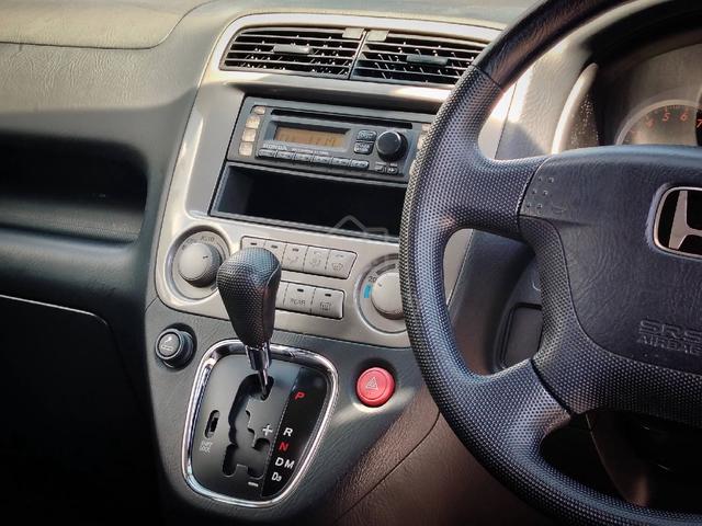 Honda STREAM 2.0 (A) 2001/2004 - 3