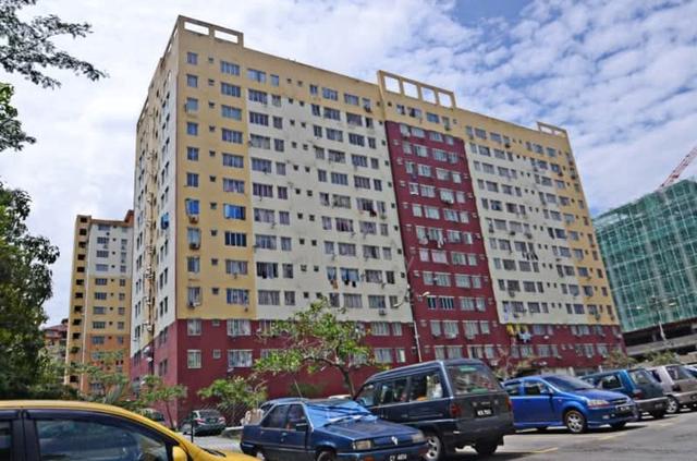 Jelutong Apartment @ Selayang Heights 1