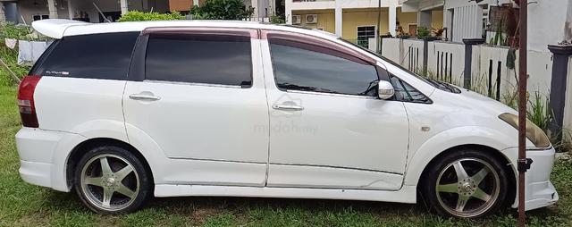 2004 Toyota WISH 1.8 TYPE E (A) - 4