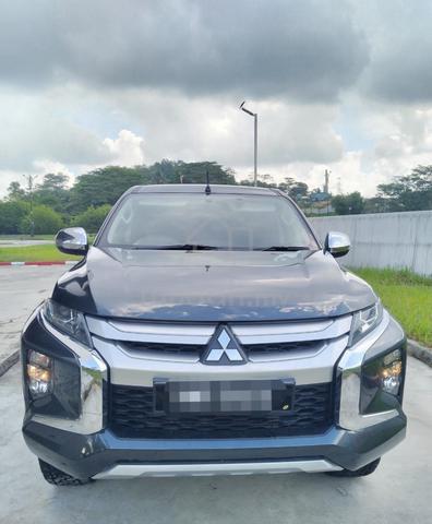 2021 Mitsubishi TRITON 2.4 VGT PREMIUM 4x4 6-speed - 2