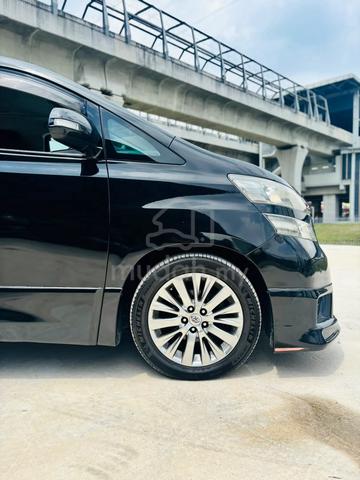 Vellfire 3.5 Z G-Edition AWD 6 SPEED A 4 DOOR - 3
