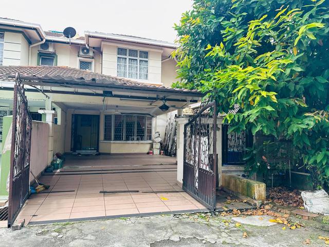 Double Storey Desa Latania Seksyen 36, Shah Alam ✅ 1